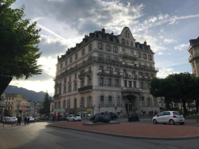 Suite Grand Hotel Palace Aix les Bains French Alps